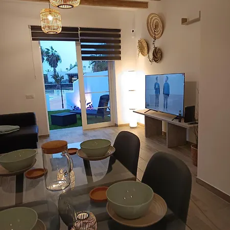 Apartment La Palmera